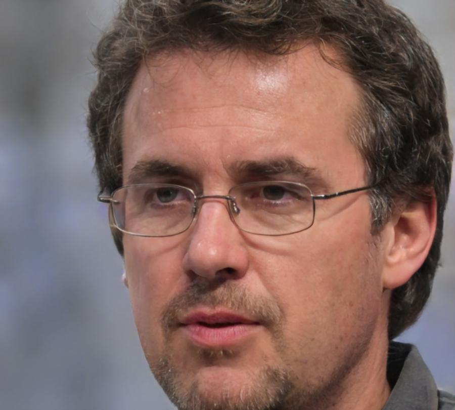 Kursleiter spezialisiert auf KI-gestützte Audioverarbeitung